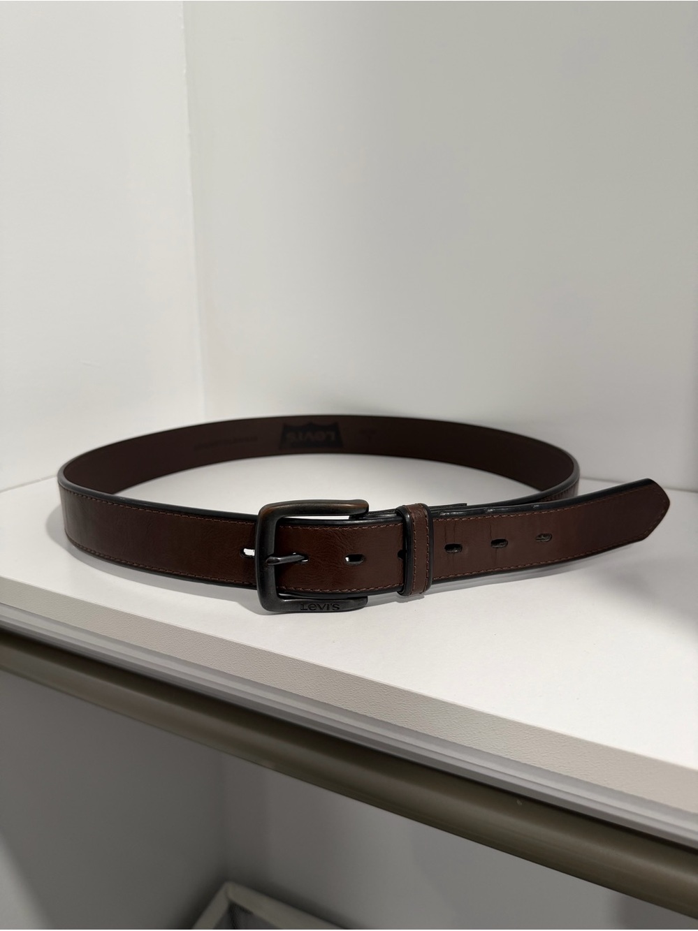 Levi's Men's Dark Brown Leather Belt with Black Buckle